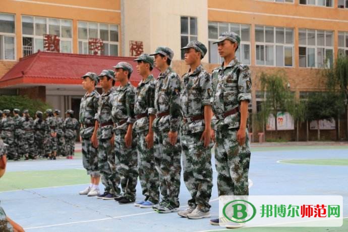 馬爾康民族師范學(xué)校2023年報名條件、招生要求、招生對象 