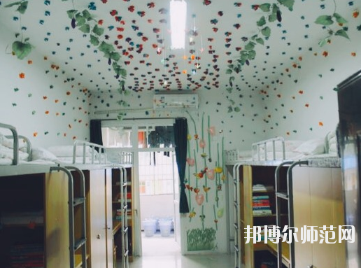 重慶師范大學涉外商貿(mào)學院合川校區(qū)宿舍條件