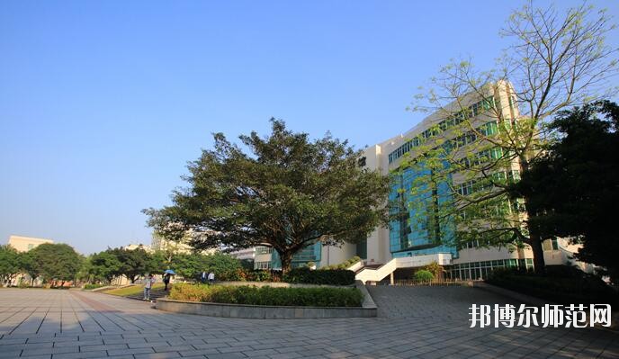 廣東石油化工師范學(xué)院官渡校區(qū)是幾本