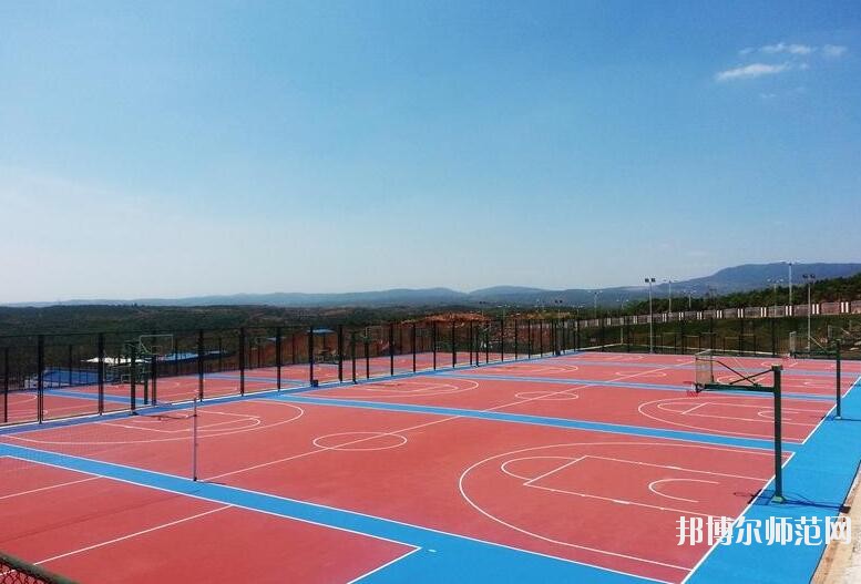 云南大學滇池師范學院楊林校區(qū)招生辦聯(lián)系電話