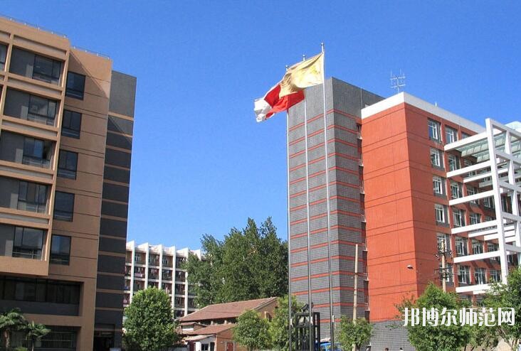 西安建筑科技師范大學(xué)雁塔校區(qū)學(xué)費