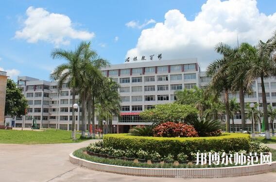羅定職業(yè)技術師范學院怎么樣、好不好