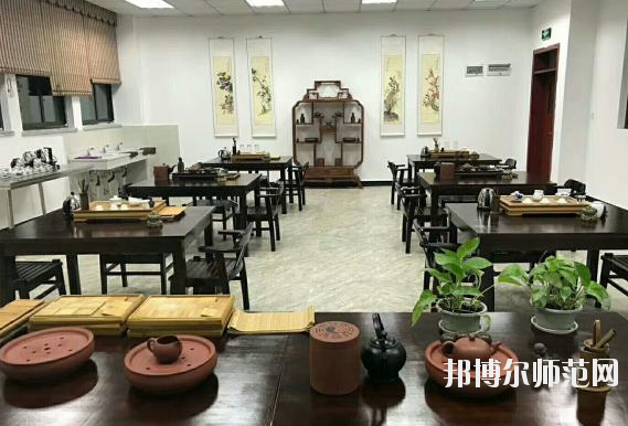 長安汽車（集團）有限責任公司幼兒師范技工學校網站網址 