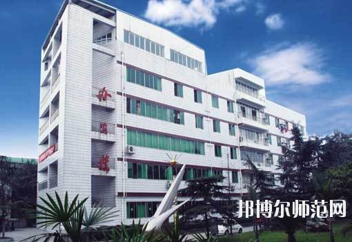 成都實驗商貿(mào)幼兒師范管理學校2020年報名條件、招生要求、招生對象