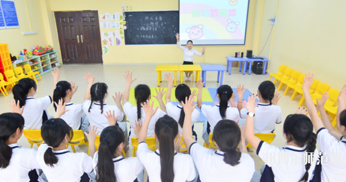 成都五月花幼兒師范高級(jí)技工學(xué)校怎么樣、好不好