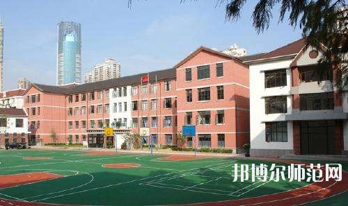 石家莊東方科技幼兒師范中等專業(yè)學校2020年報名條件、招生要求、招生對象