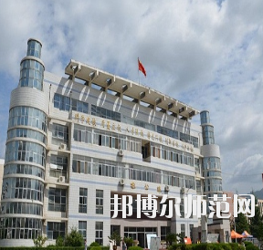 甘肅中專幼師學?？梢钥即髮? width=