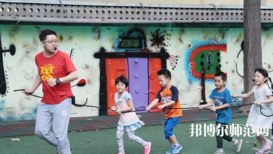 蘭州2020年男生上幼師學校學什么專業(yè)好