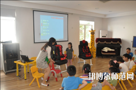 石家莊2020年女生讀什么幼師學校好
