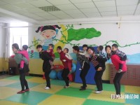 黃石2020年幼師學校中專升大?？际裁? /><b>黃石2020年幼師學校中專升大?？际裁?/b><span>2020-03-24 15:30</span><p>黃石2020年幼師學校中專升大?？际裁?現(xiàn)在這個發(fā)展這么迅速的社會，步入社會都是需要學歷的，你學歷高低取決于你的工作崗位，薪</p></a></li>
            <li><a href=