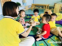 六盤水2021年幼師學校中專升大?？际裁? /><b>六盤水2021年幼師學校中專升大?？际裁?/b><span>2020-10-16 15:18</span><p>隨著國家二胎政策的開放，但由于家長對孩子的重視，幼師專業(yè)在近年來飛速發(fā)展，雖然人才緊缺，社會對幼兒教師專業(yè)越來越嚴格，無</p></a></li>
            <li><a href=