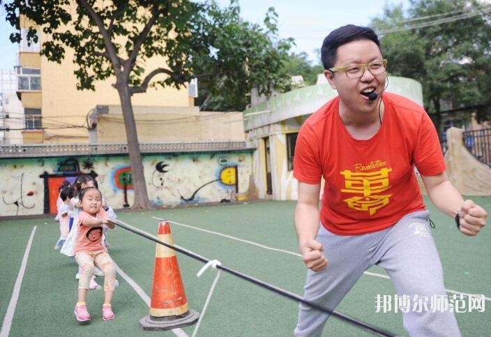 重慶2021年幼師學(xué)校什么專(zhuān)業(yè)適合男生