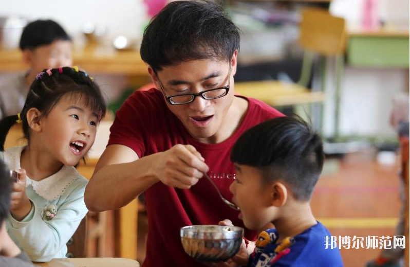 惠州2021年男生上幼師學校學什么專業(yè)好