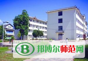 麗江師范高等?？茖W(xué)校2021年有哪些專業(yè)