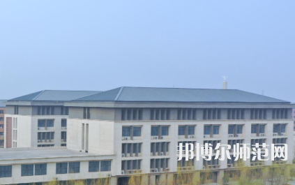 新鄉(xiāng)工程師范學(xué)院2023年報(bào)名條件、招生要求、招生對象