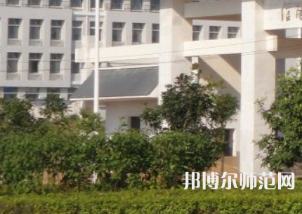 信陽職業(yè)技術(shù)師范學(xué)院2023年報(bào)名條件、招生要求、招生對(duì)象
