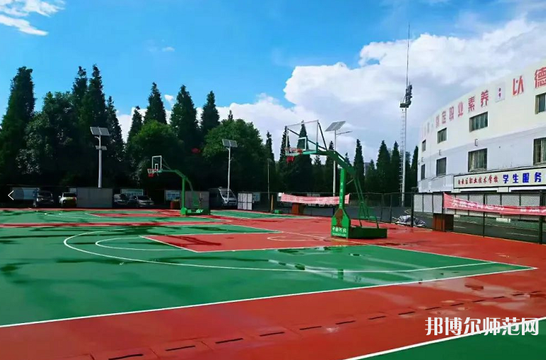 貴陽白云區(qū)幼師職業(yè)技術(shù)學校2023年招生簡章
