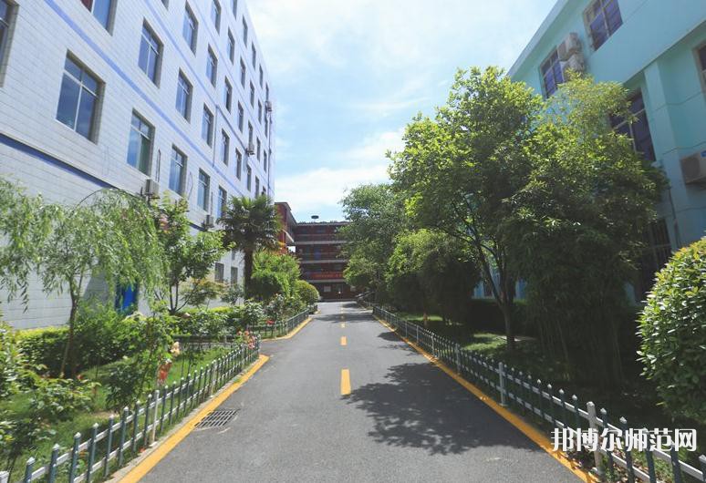 西安綜合幼師職業(yè)中等專業(yè)學校2023年學費、收費多少