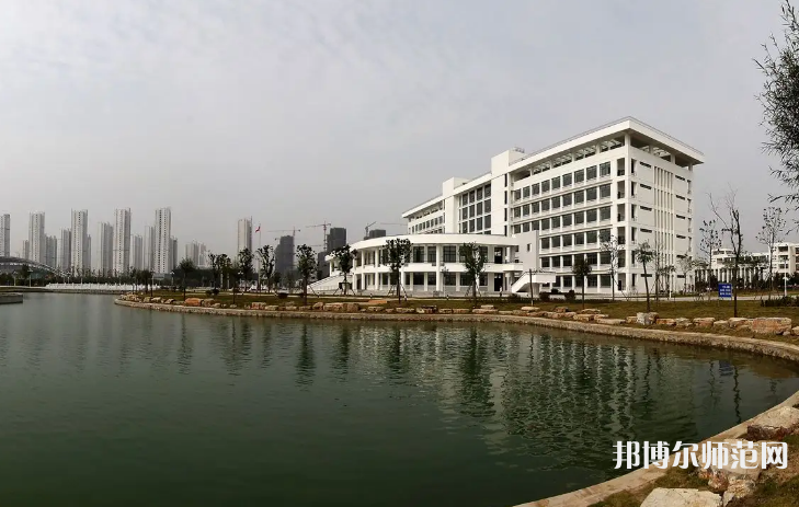 亳州學(xué)院2023年報(bào)名條件、招生要求、招生對象
