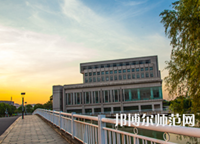 中南師范大學(xué)2023年怎么樣、好不好