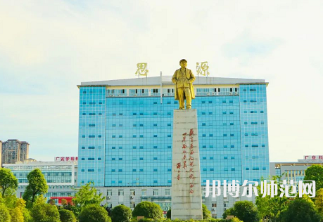 廣安職業(yè)技術(shù)師范學(xué)院2023年報(bào)名條件、招生要求、招生對(duì)象