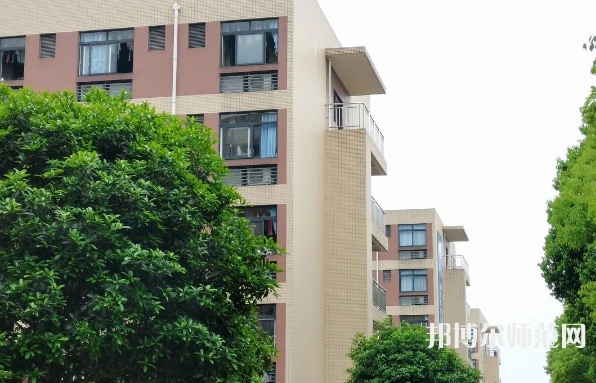 四川師范大學(xué)成都學(xué)院眉山校區(qū)2023年怎么樣、好不好