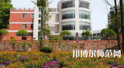 2023年樂山育才幼兒師范職業(yè)學(xué)校報(bào)名條件、招生對(duì)象