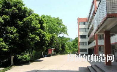 2023年沐川縣幼師職業(yè)中學(xué)校報名條件、招生對象