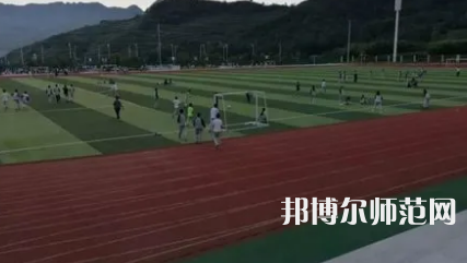 2023年云南師范大學(xué)附屬易門中學(xué)報(bào)名條件、招生對(duì)象